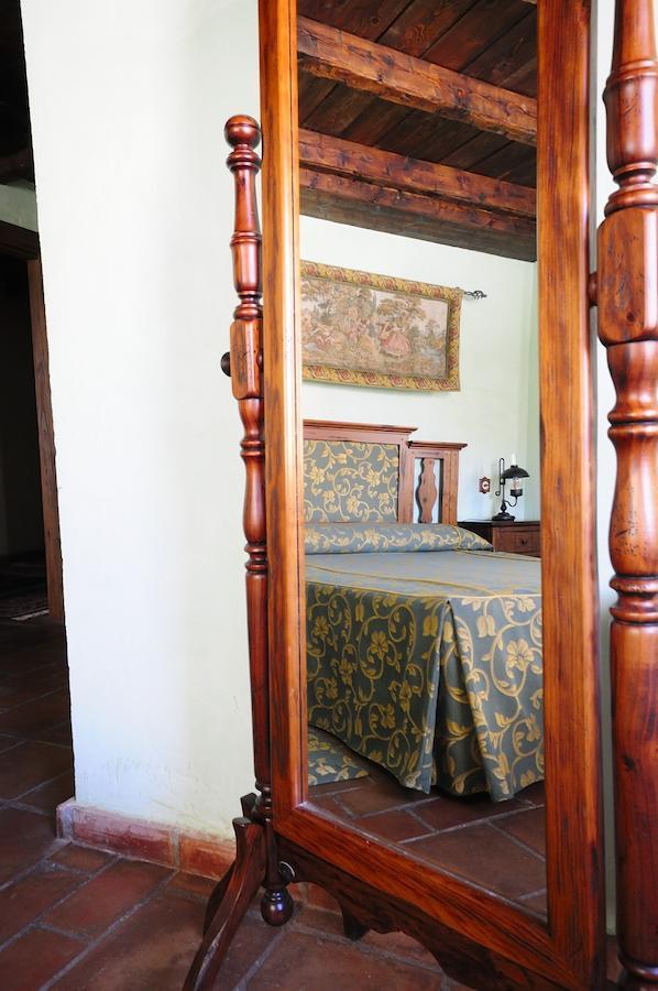 La Posada Ducal Penaranda de Duero Rum bild